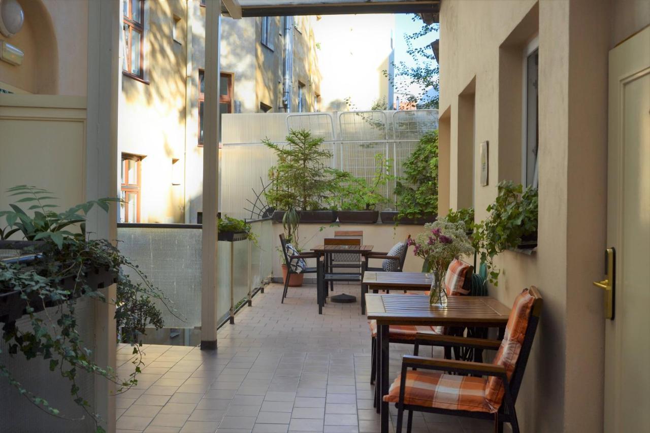 Self-Service Hotel Ostas Praha Luaran gambar