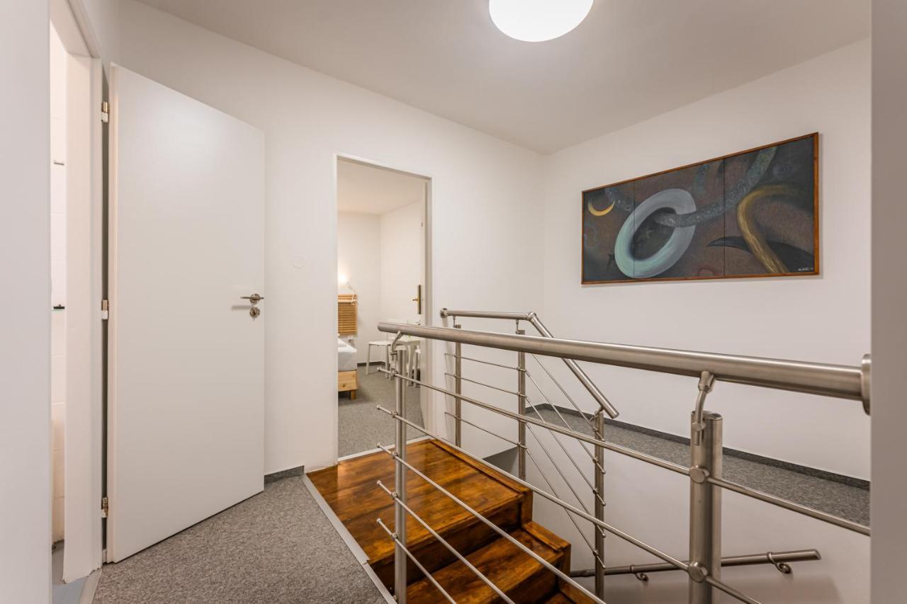 Self-Service Hotel Ostas Praha Luaran gambar