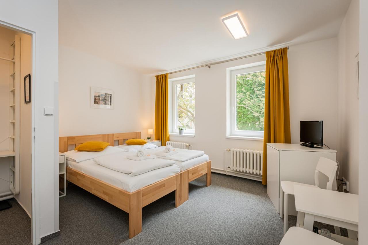 Self-Service Hotel Ostas Praha Luaran gambar